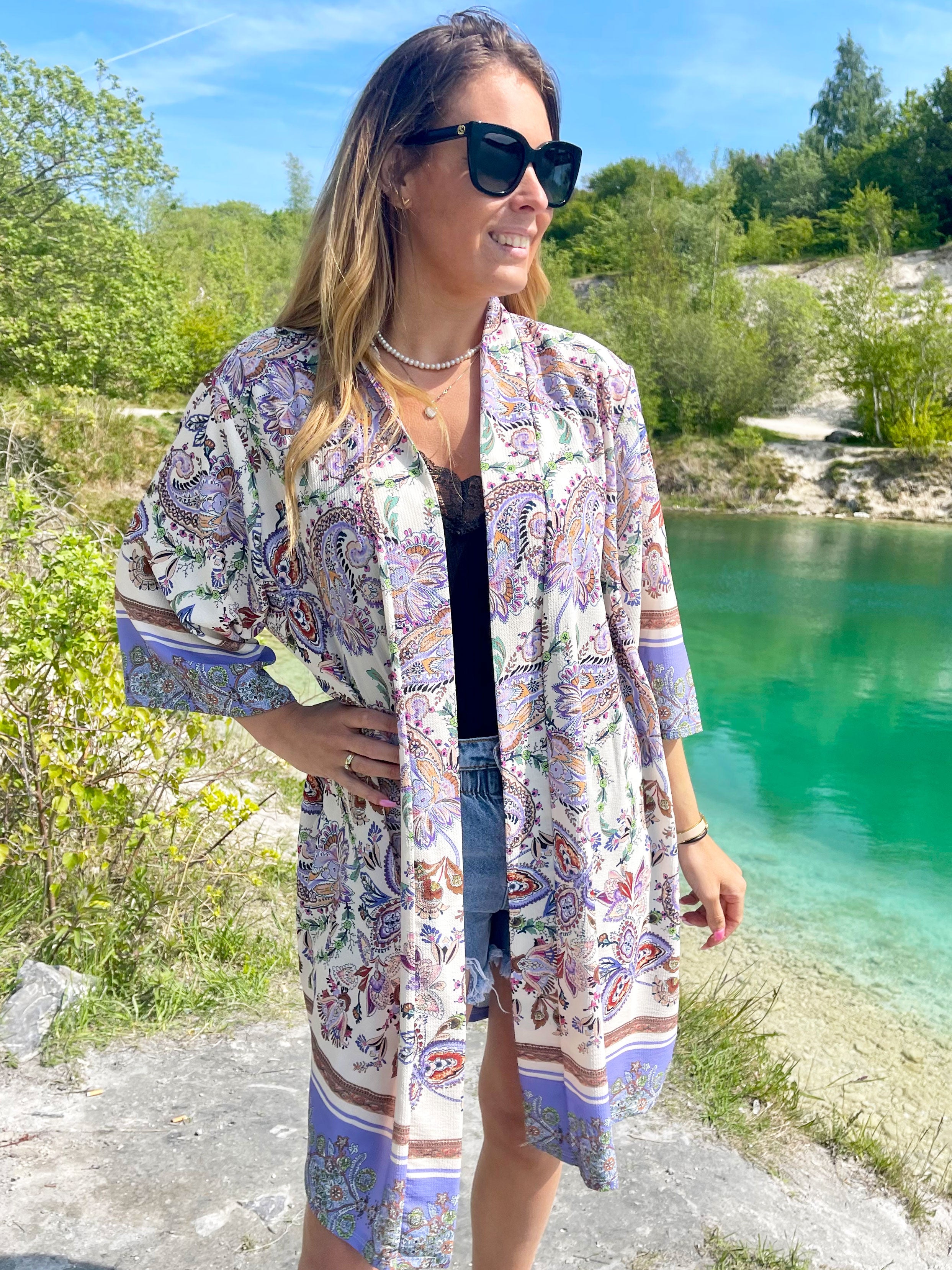 Lily - Paisley mønstret kimono